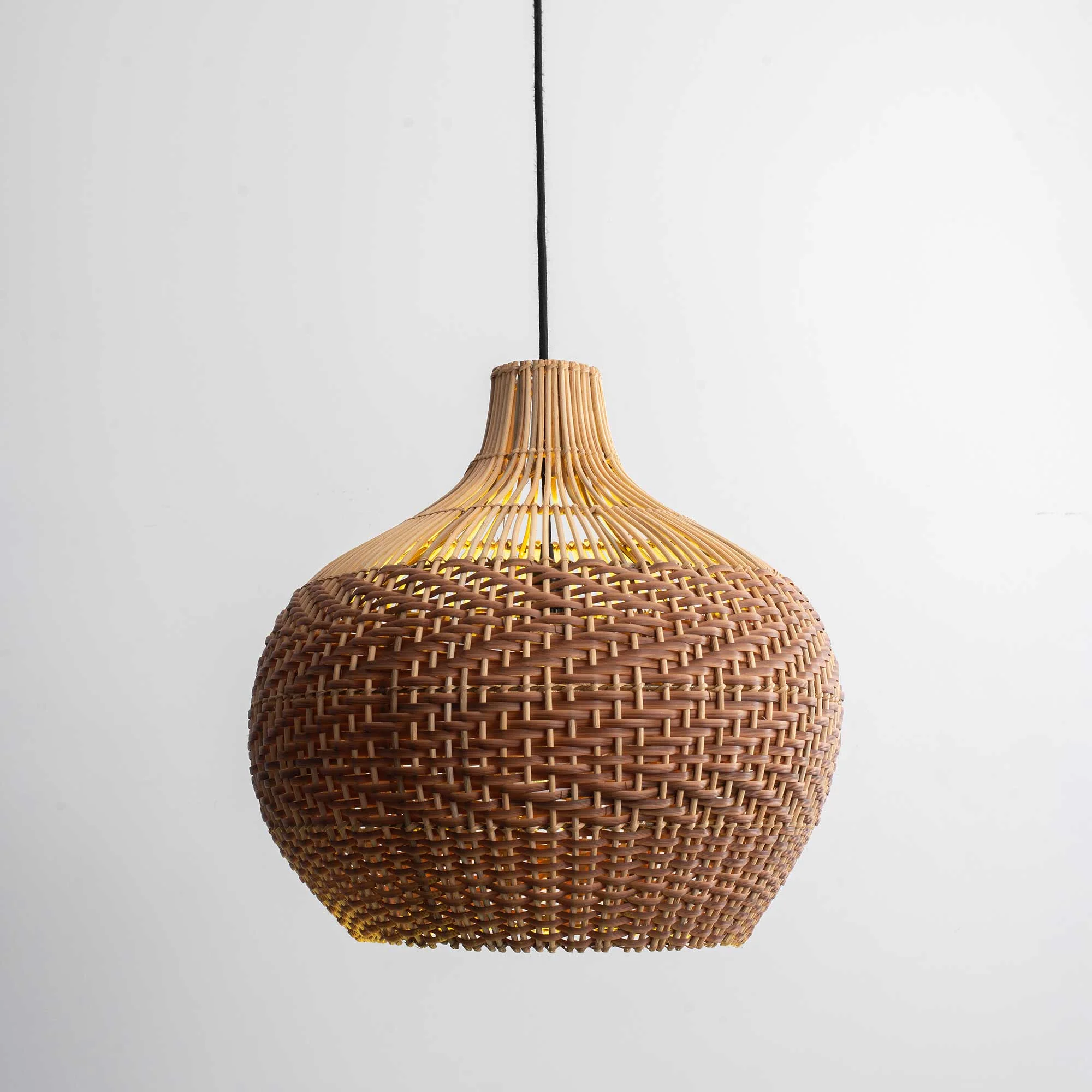 BRAWNY LAMP