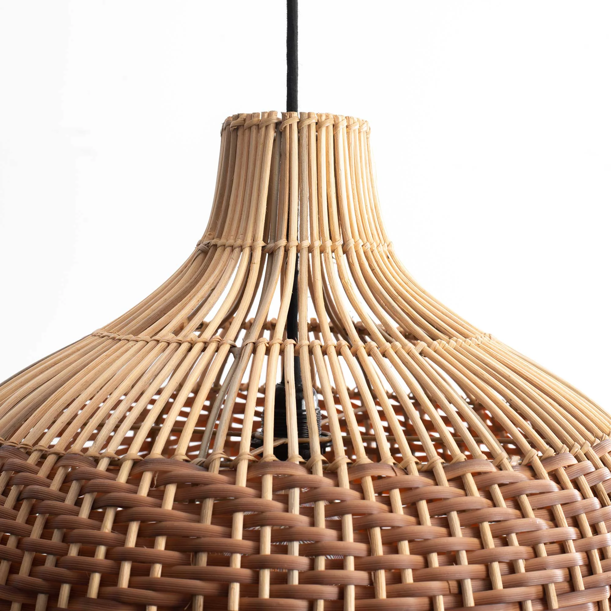 BRAWNY LAMP Thumbnail