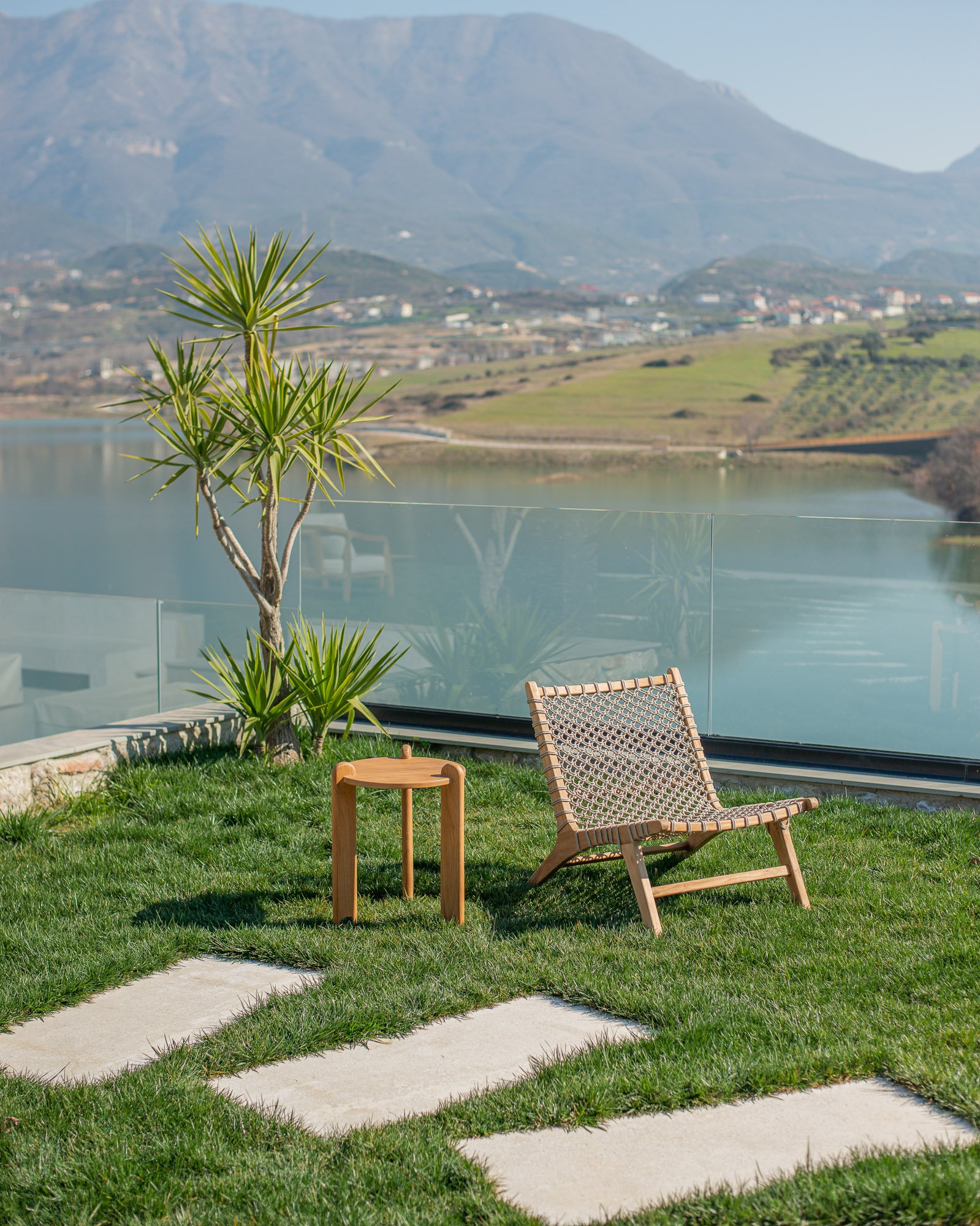 VISHNU CHAIR