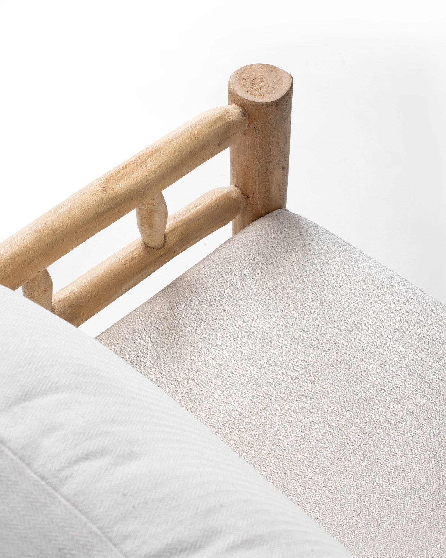 Nuriel teak brach set with cushion Thumbnail