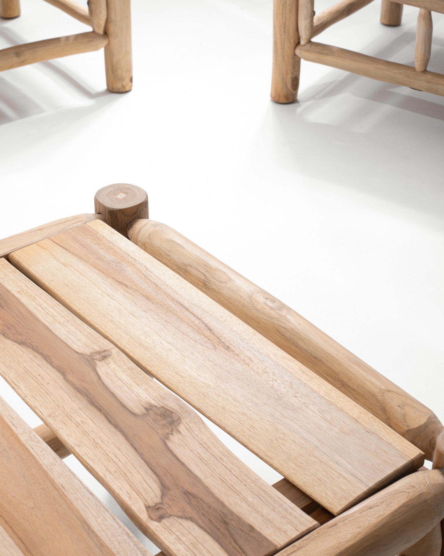 Nuriel teak brach set with cushion Thumbnail