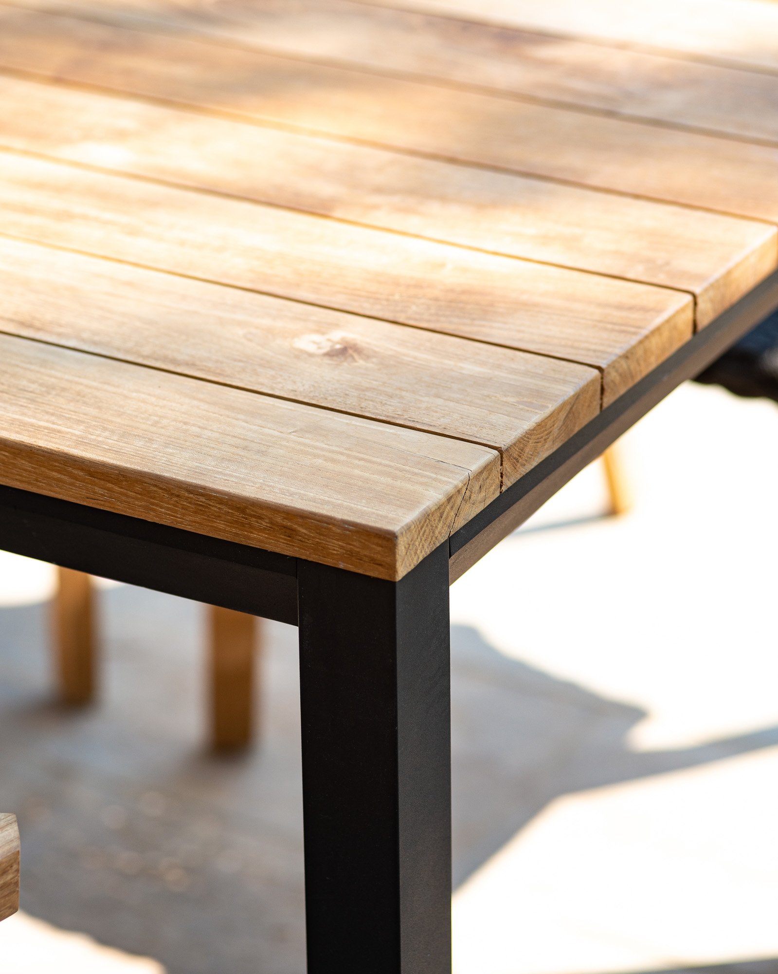 BARONG TABLE & NEO ARM CHAIR Thumbnail