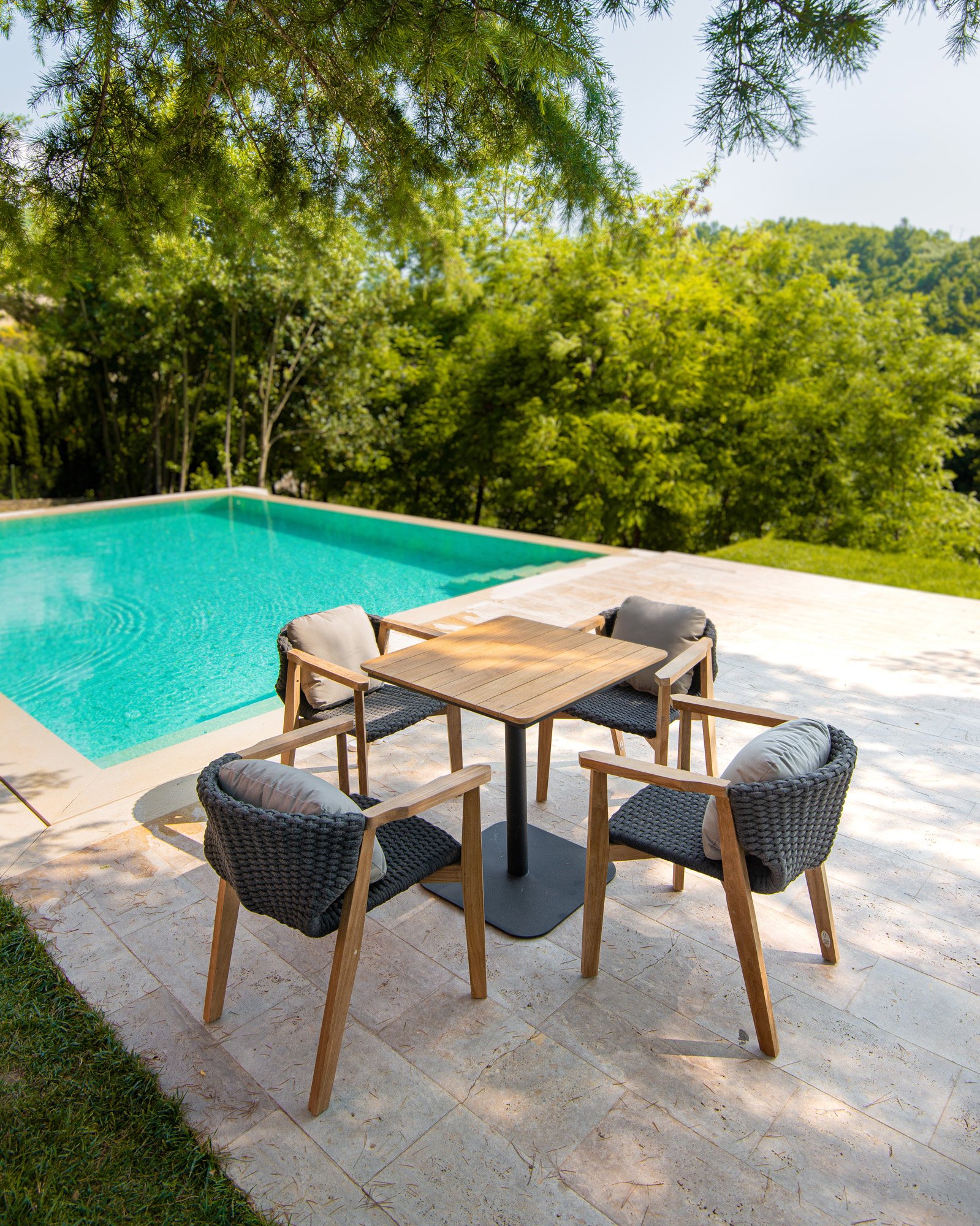 COAST TABLE & NEO ARM CHAIR Thumbnail