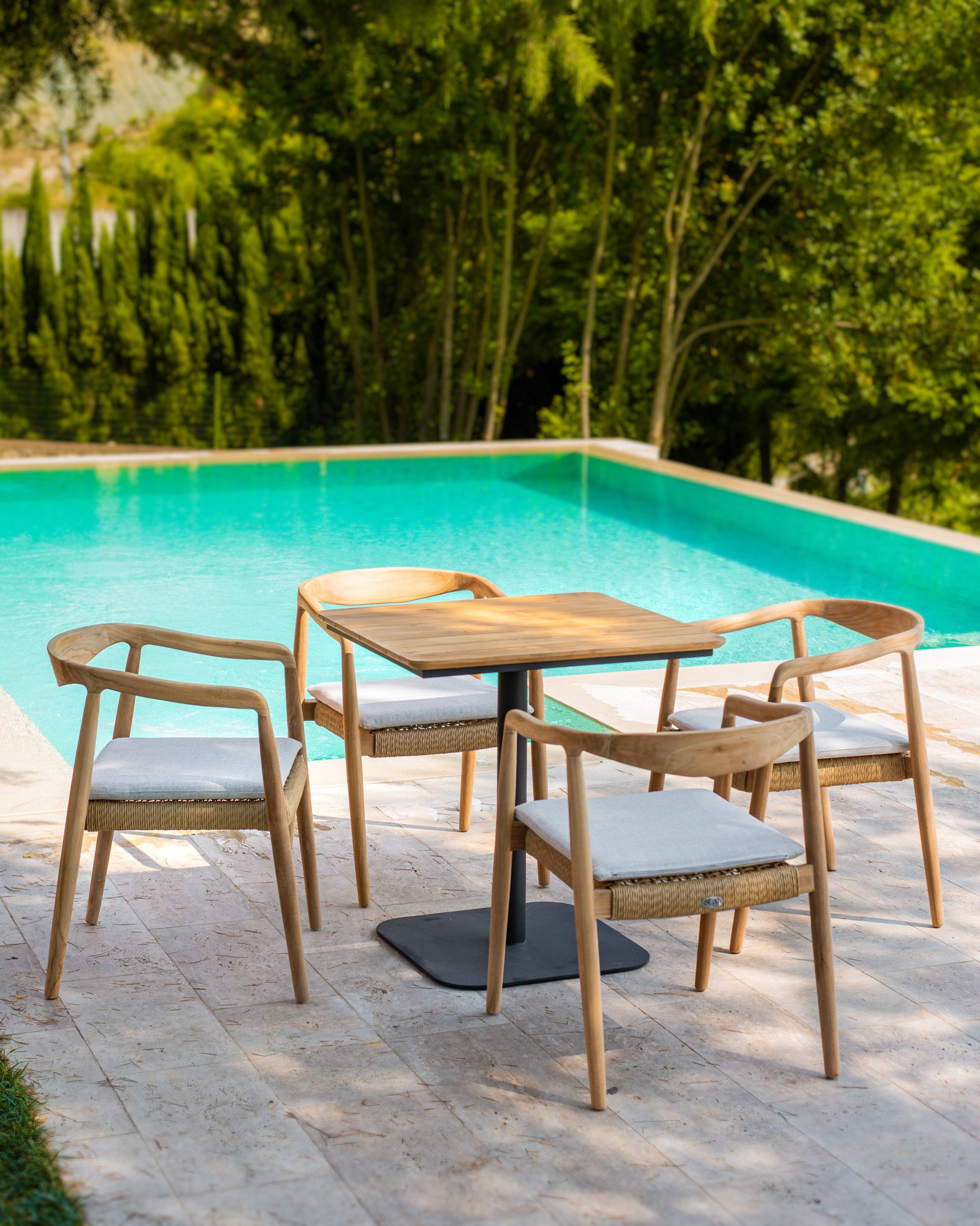 COAST TABLE & SETH OUTDOOR CHAIR Thumbnail