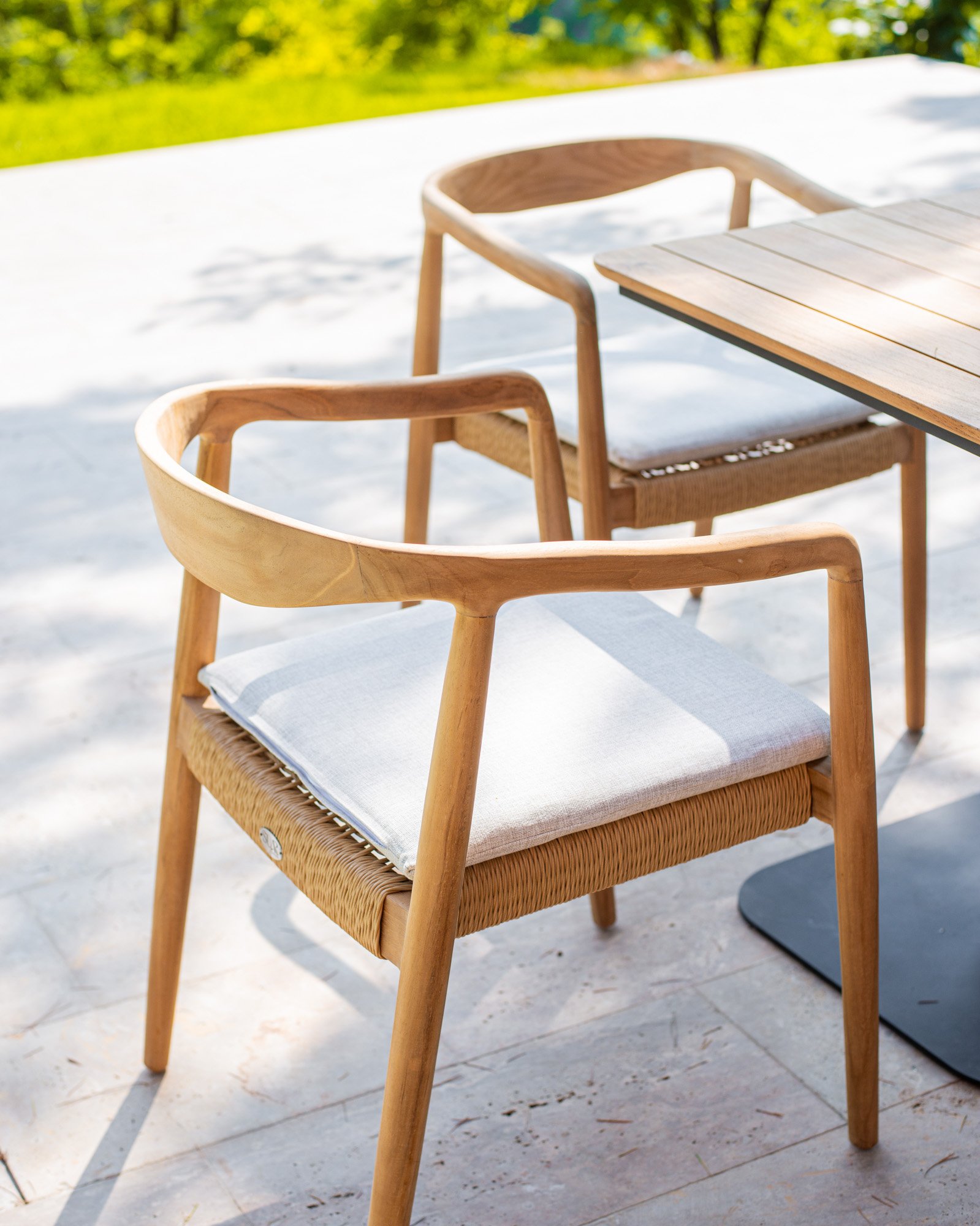 COAST TABLE & SETH OUTDOOR CHAIR Thumbnail