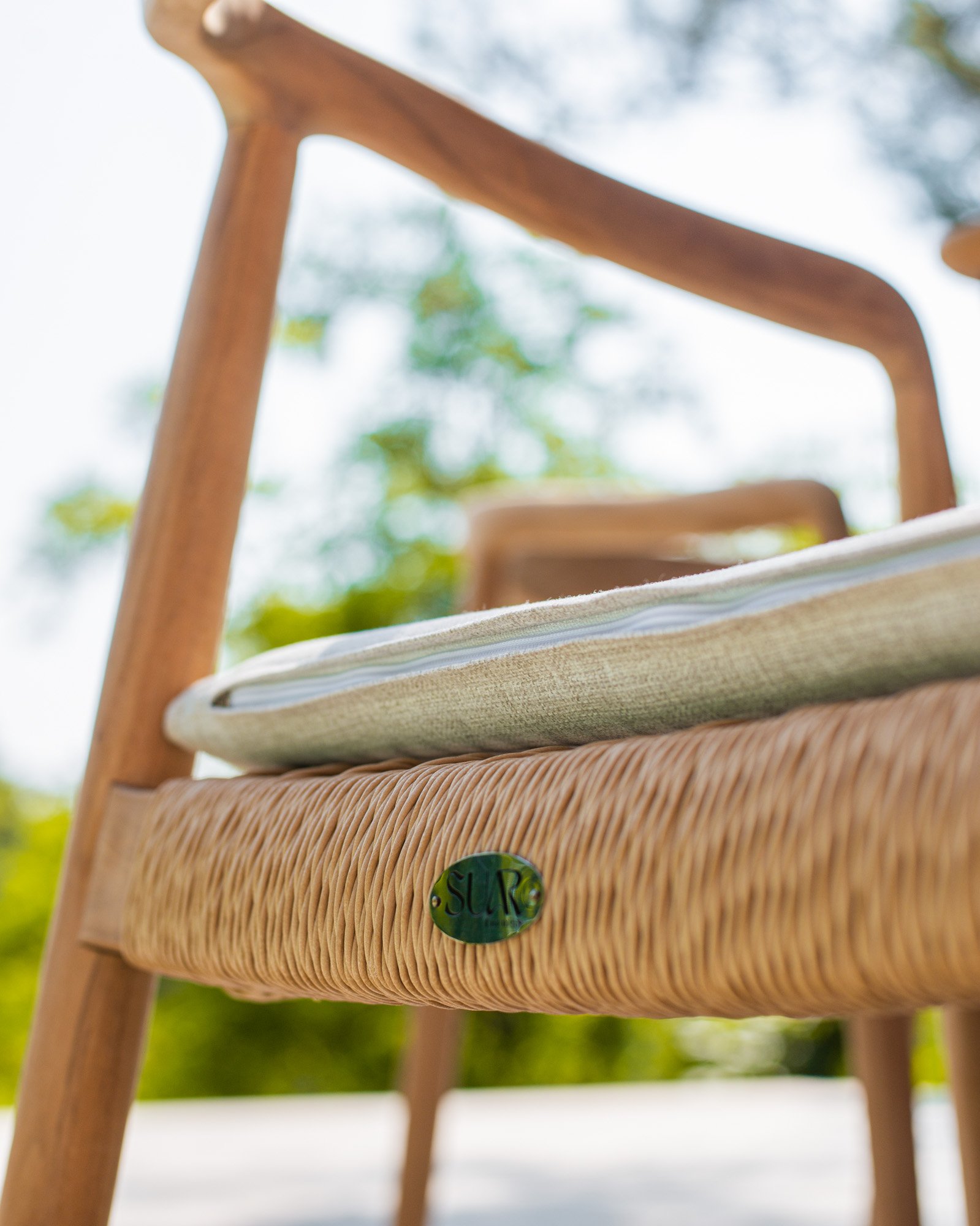 COAST TABLE & SETH OUTDOOR CHAIR Thumbnail