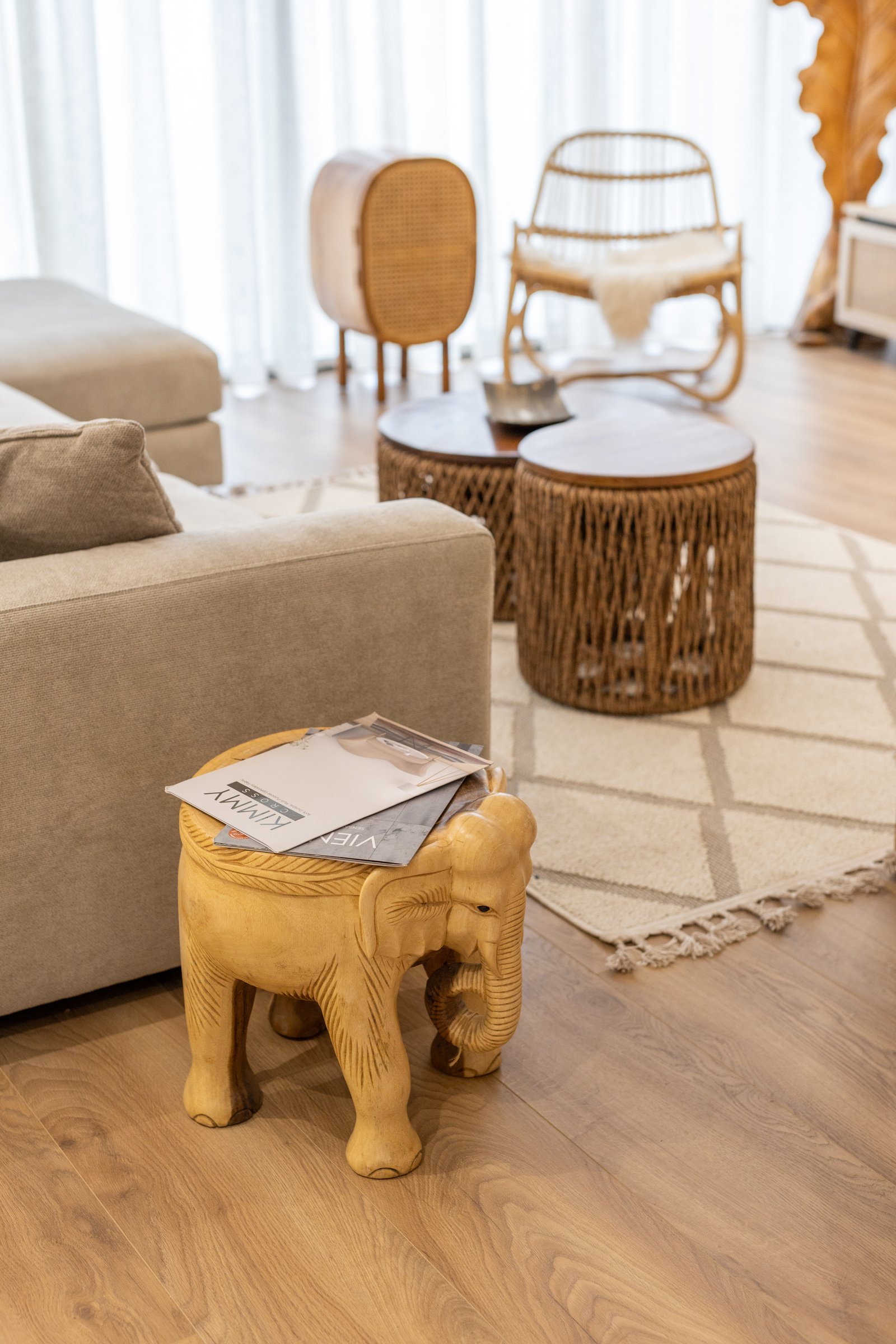 ELEPHANT CARVED SUAR COFFEE TABLE Thumbnail