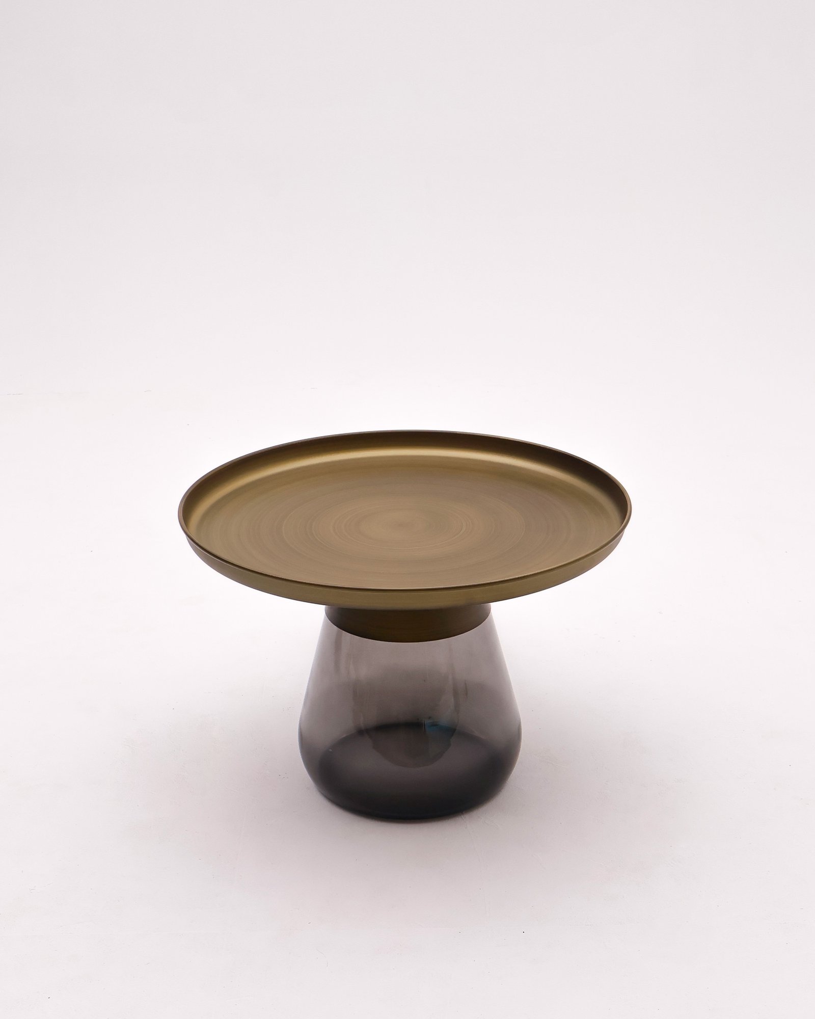 AMBER BLACK Table Thumbnail