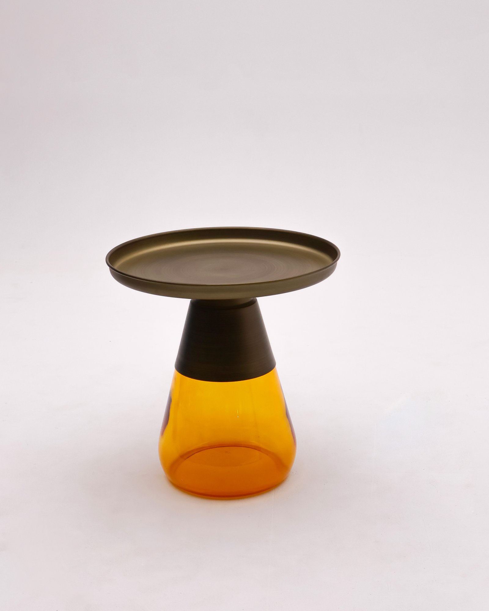 AMBER BRASS Table Thumbnail
