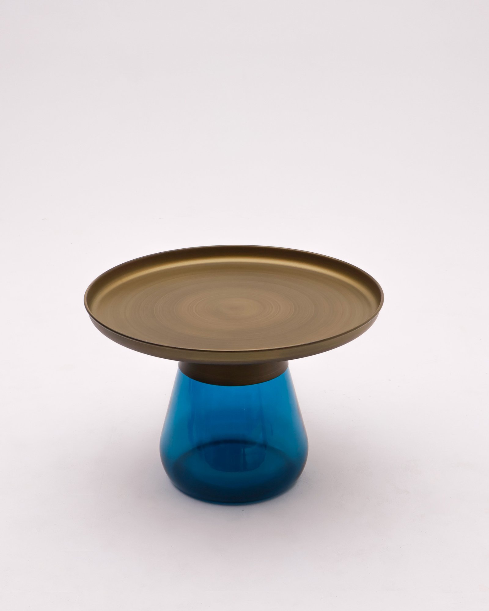 AMBER BRASS Table Thumbnail