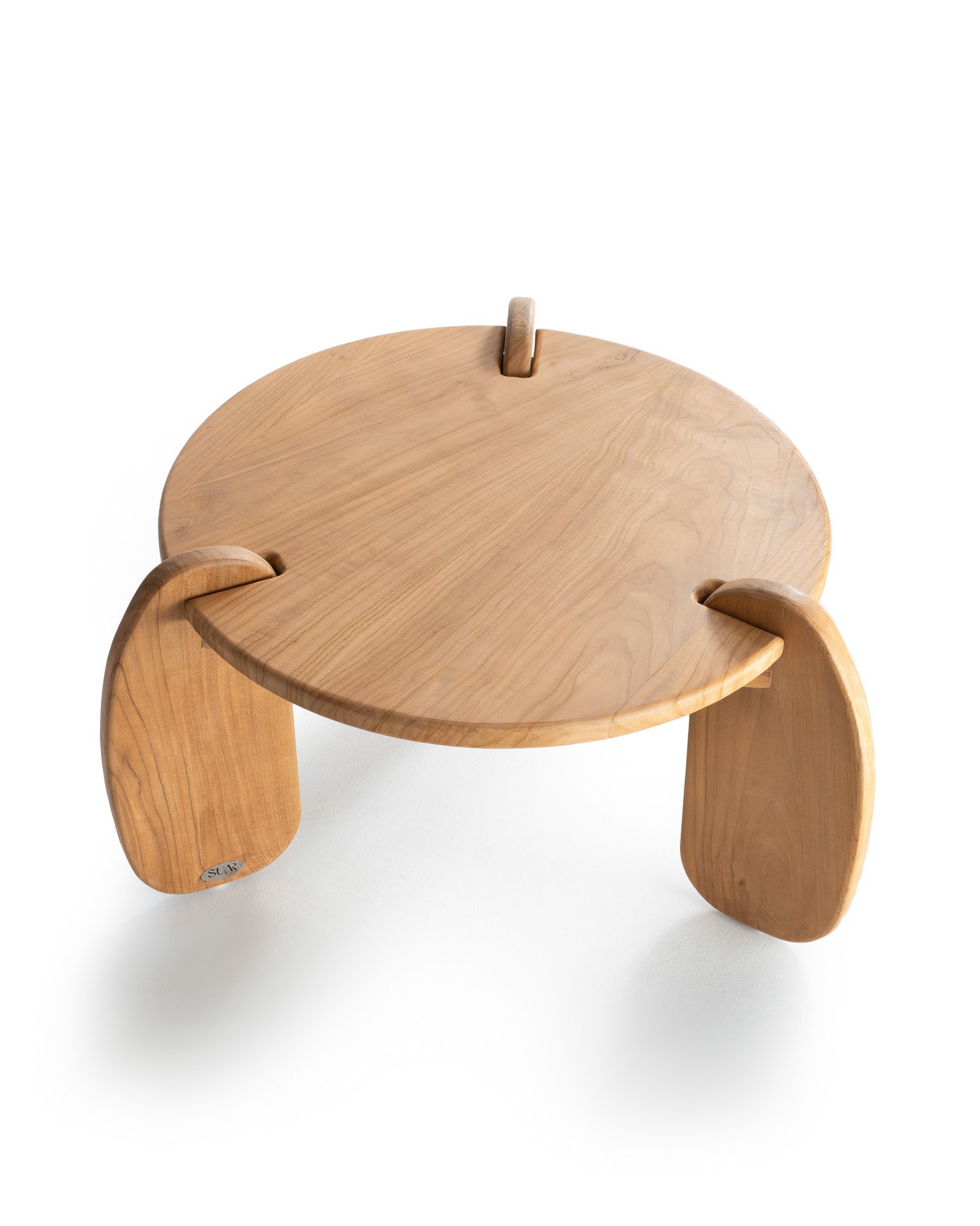 AURA COFFEE TABLE